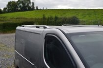 Nissan Primastar 2002-2014 Barras de techo Skyport (plateadas) foto 4