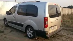 Citroen Berlingo 2008-2018 Barras de techo cromadas foto 5
