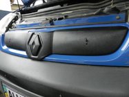 Renault Trafic 2001–2015 Cubierta de rejilla delantera de invierno 2001-2007, Mate foto 9