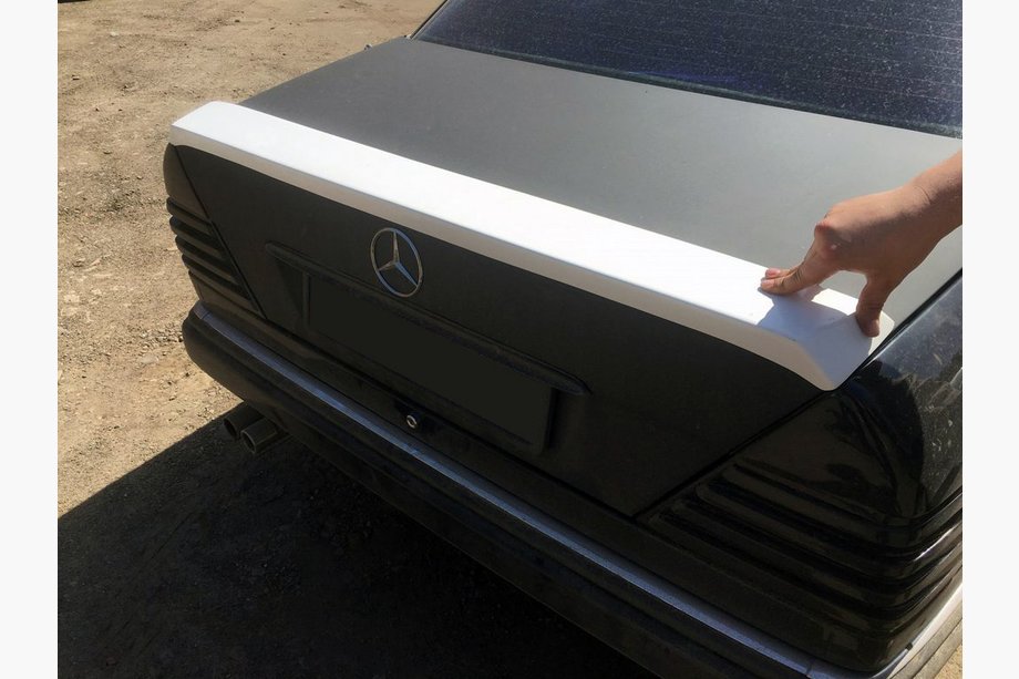 Mercedes E-сlass W124 1984–1997 Alerón (imprimado para pintar) Image