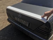 Mercedes E-сlass W124 1984–1997 Alerón (imprimado para pintar) foto 2
