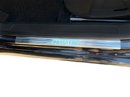 Volkswagen Passat B8 2015-2023 Protector de Umbral de Puerta OmsaLine Tipo 2 (4 uds, Acero Inoxidable) foto 2