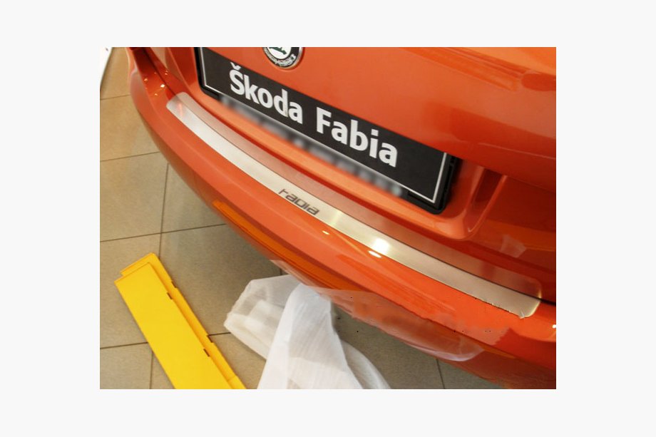 Skoda Fabia 2000-2007 Protector de Parachoques Trasero Nataniko (Acero Inoxidable) Image