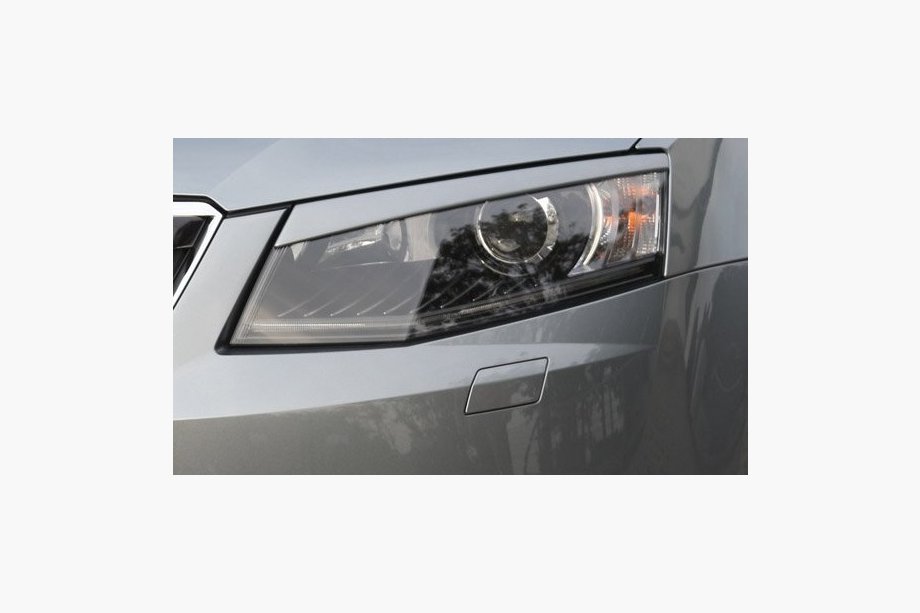 Skoda Octavia III A7 2013-2019 NOVEDAD !!! Pestañas de faros (2 uds, imprimadas) Image