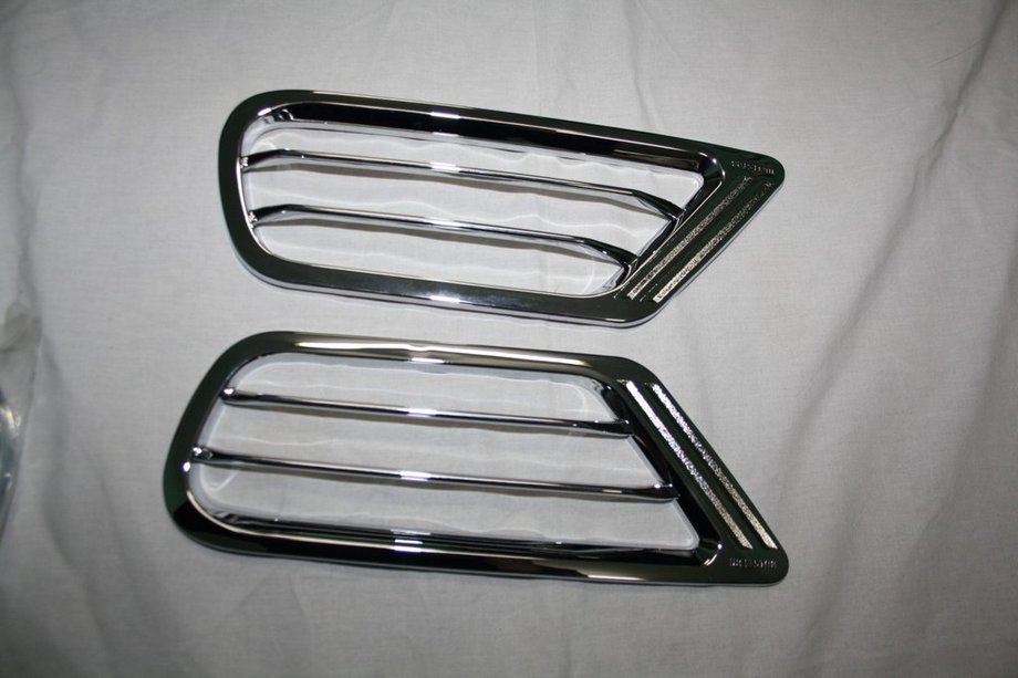 Lexus LX470 1998-2007 Cubiertas para salidas de aire traseras (2 uds., plástico) Image