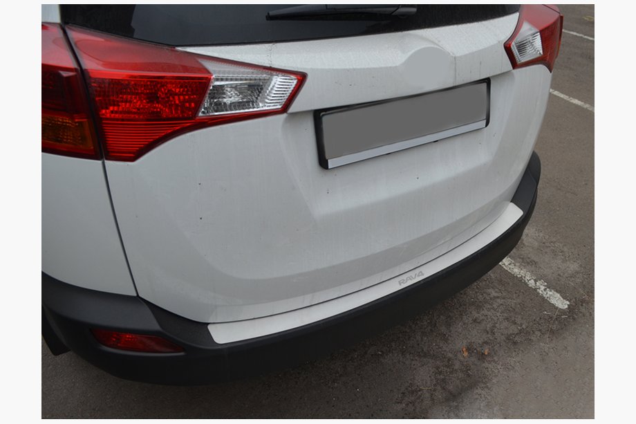 Toyota Rav 4 2013-2018 Protector de Parachoques Trasero Nataniko (Acero Inoxidable) Image