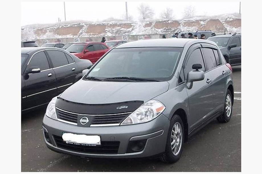 Nissan Tiida 2004-2011 Deflector de capó (VIP) Image