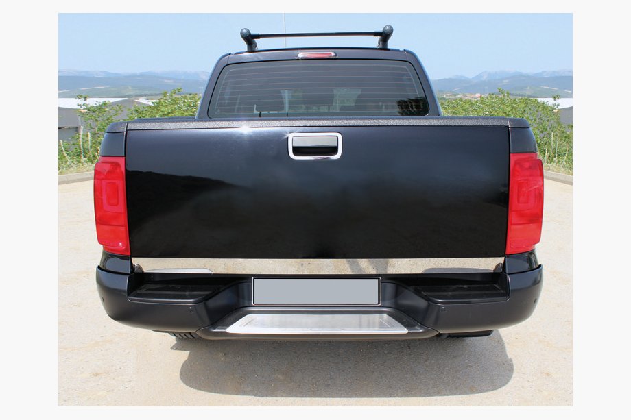 Volkswagen Amarok 2010-2022 Moldura maletero acero inoxidable Carmos - Acero Inoxidable Turco Image
