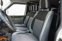 Volkswagen T4 Caravelle/Multivan 1990–2003 Fundas de Asientos de Coche (Polipiel↗Tela, Premium) Asientos delanteros 2↗1 foto 1