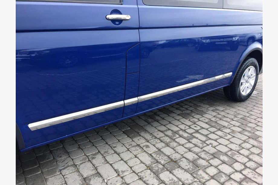 Volkswagen T6 2015-2024 Molduras de Puerta Acero Inoxidable Cromo Image