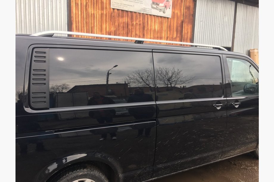 Volkswagen T6 2015-2024 Barras de techo CROWN (gris mate) Batalla Corta Foto 6