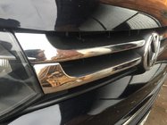 Volkswagen T5 2010-2015 Cubiertas cromadas para rejilla dividida (Carmos, 4 uds, acero inoxidable) foto 3
