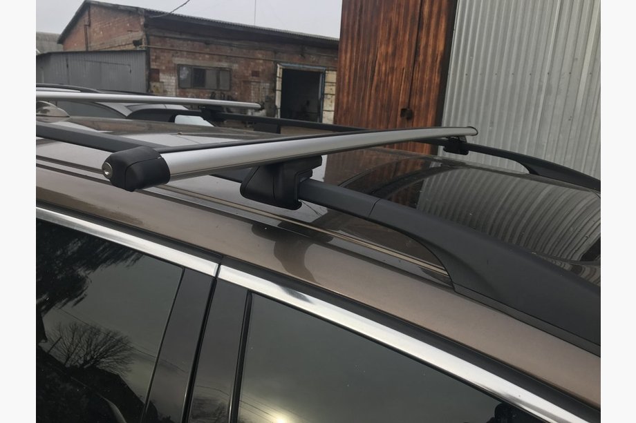 Opel Vivaro 2001–2015 Barras de techo transversales para raíles integrados con llave (2 uds) Foto 3