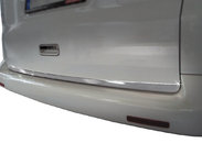 Volkswagen T5 Multivan 2003–2010 Protector de borde de maletero acero inoxidable OmsaLine, 1 portón trasero hacia arriba foto 1