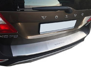 Volvo XC70 2007-2013 Protector de parachoques trasero con borde Nataniko (acero inoxidable) foto 1