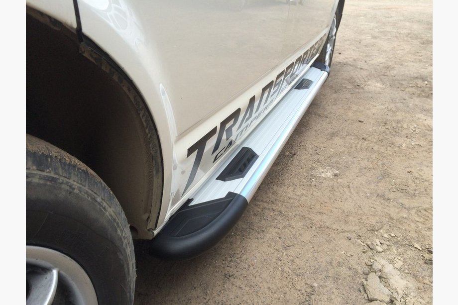Renault Trafic 2015- Estribos Laterales Bosphorus OLD Grey (2 uds., Aluminio) Image