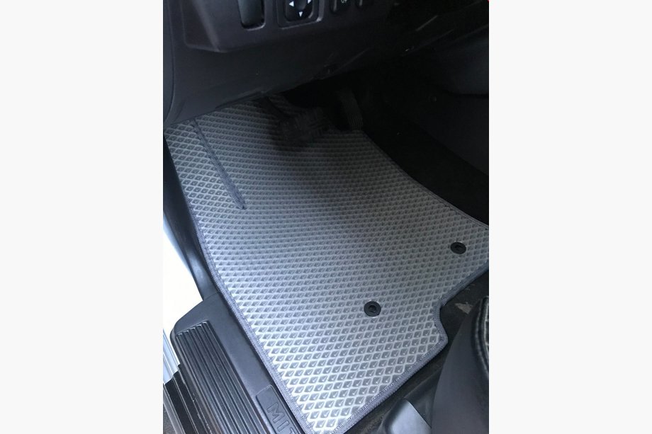 Mitsubishi Pajero Sport 2008-2015 Alfombrillas EVA (Gris) Image