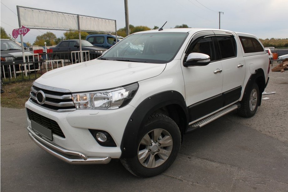 Toyota Hilux 2015- Aletines de aletas (2015-2020, ABS, atornillados) Image