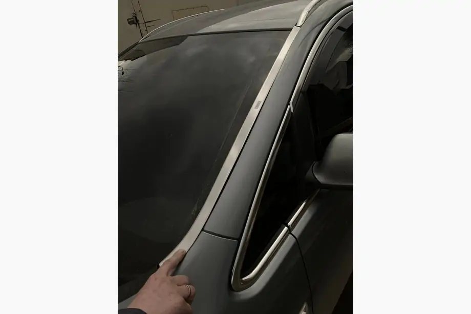 Opel Astra J 2009-2015 Moldura parabrisas (acero inoxidable) Image
