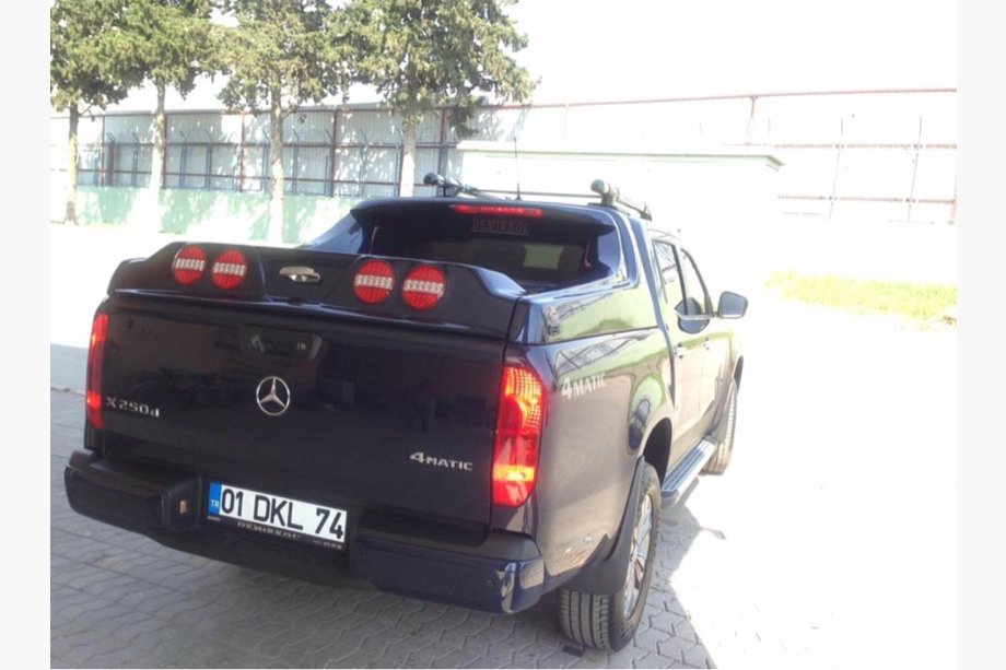 Mercedes X class 2017-2020 Cubierta de caja GRAND BOX Image