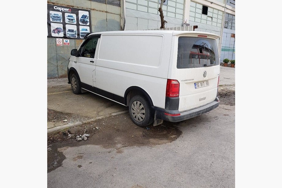 Volkswagen T5 2010-2015 Juego de aletines y molduras (11 piezas) Foto 4