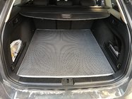 Volkswagen Passat B8 2015-2023 Alfombrilla de maletero (EVA, negra) SW foto 1