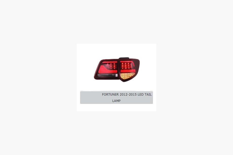 Toyota Fortuner 2006-2015 Pilotos Traseros V1 (2012-2015, Juego de 2) Image