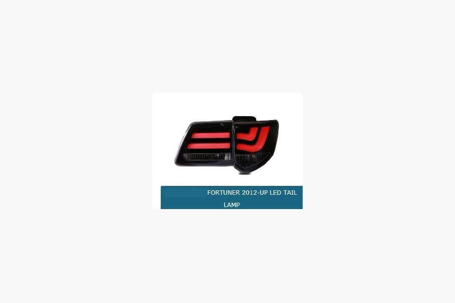 Toyota Fortuner 2006-2015 Pilotos Traseros V2 (2012-2015, 2 uds) Image