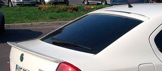 Skoda Octavia II A5 2006-2010 Extensión de alerón (imprimada) foto 1