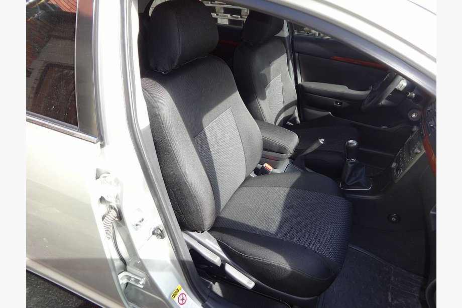 Toyota Avensis 2009-2018 Fundas de Asientos de Coche (Tela, Classik) Image