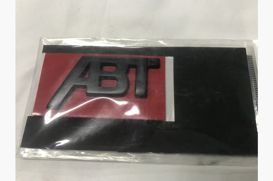 Audi Q7 2005-2015 Emblema ABT (negro) Image