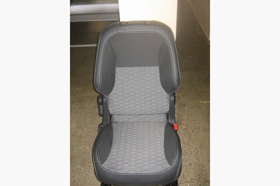 Citroen Berlingo 1996-2008 Fundas de Asientos SoyuzAuto Premium Image