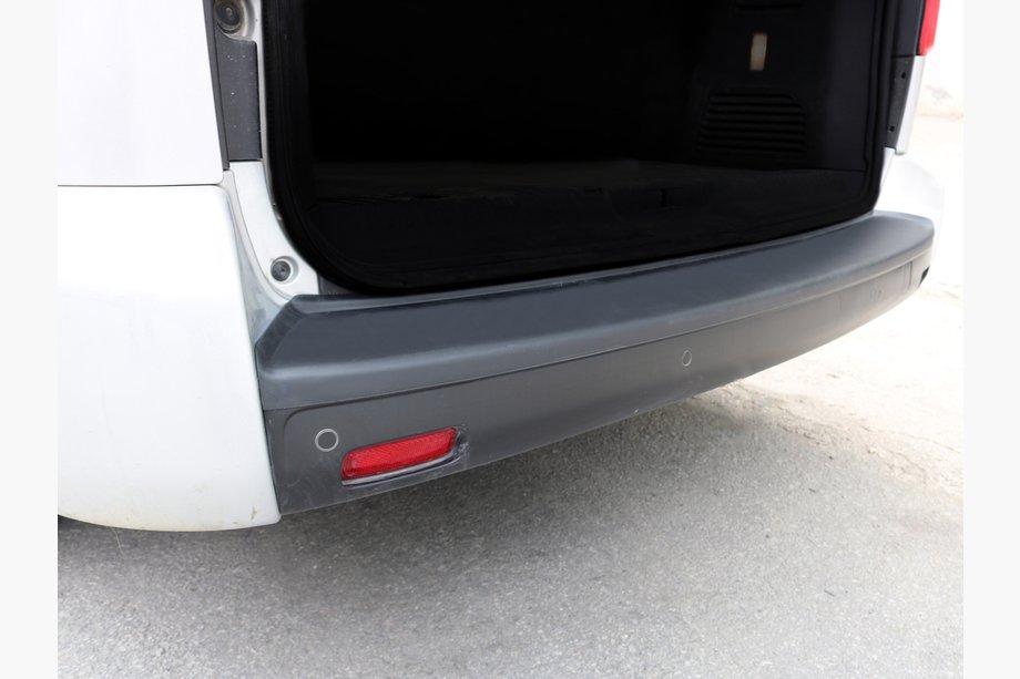 Citroen Jumpy/Dispatch 2017- Cubierta de parachoques trasero EuroCap (batalla larga, ABS) Image