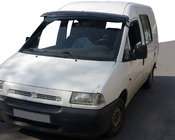 Citroen Jumpy 1996-2007 Visera para parabrisas (negro brillo, 5mm) foto 1
