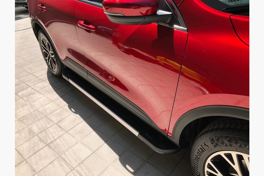 Ford Kuga/Escape 2019- Estribos Laterales RedLine V1 (2 uds., Aluminio) Image