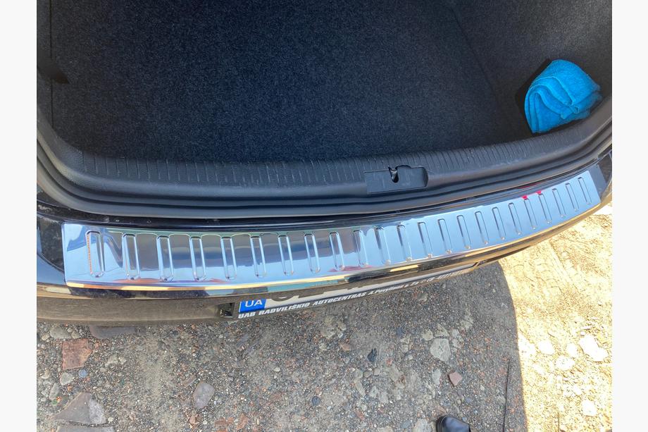 Volkswagen Golf 6 2008-2014 Protector de Parachoques Trasero Carmos (HB, Acero Inoxidable) Foto 1