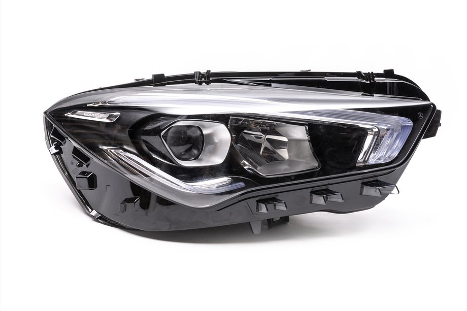 Mercedes CLA C118 2019- Faro Delantero (Derecho, Original, Usado) Image