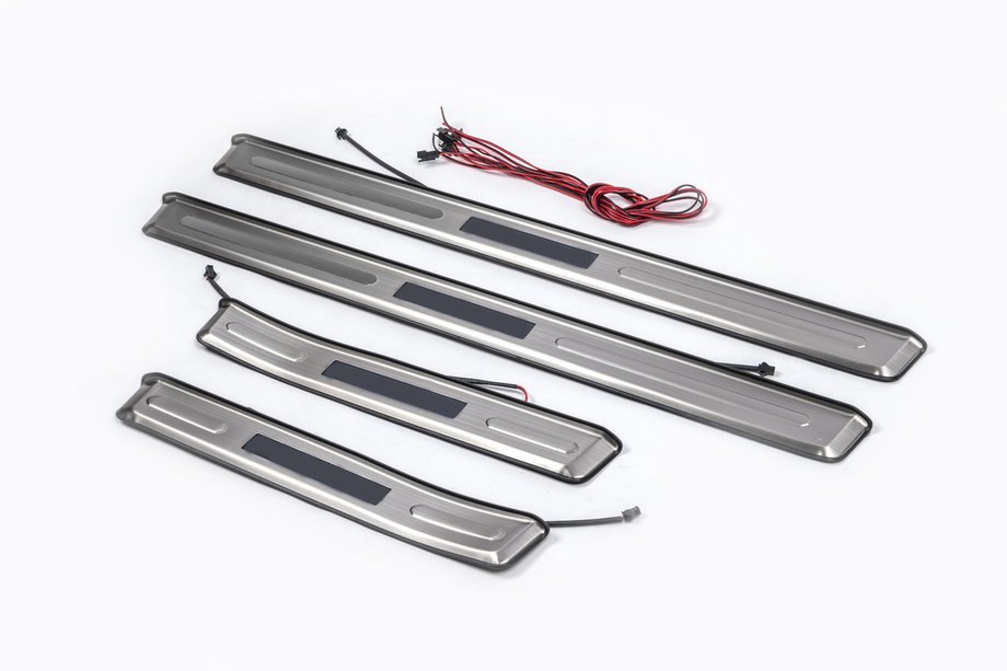 Toyota Land Cruiser Prado 150 2009-2023 Placas de umbral de puerta iluminadas (4 uds, acero inoxidable) Foto 1