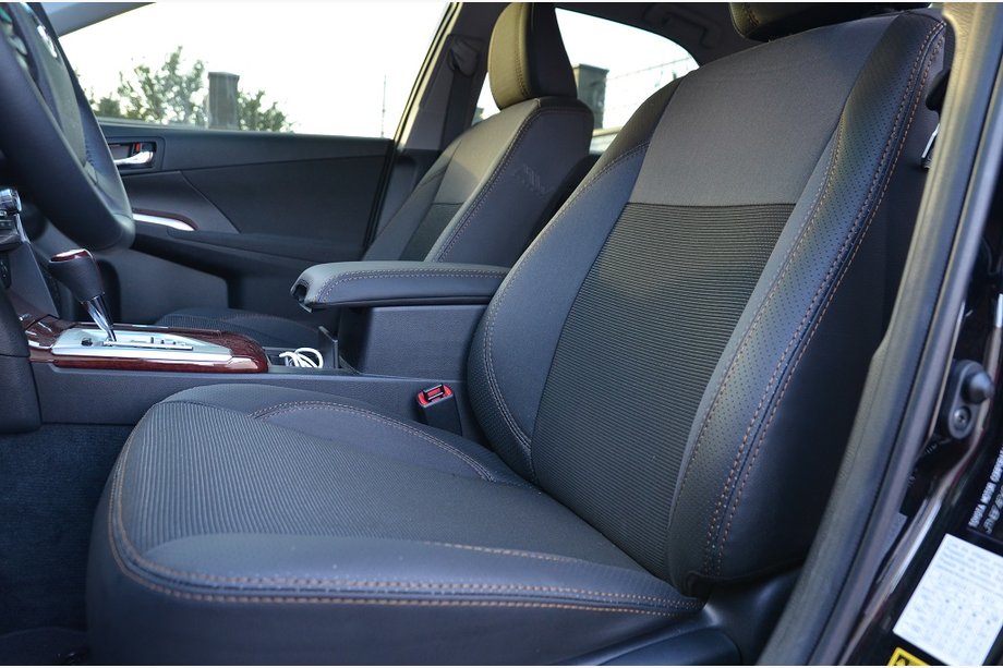 Toyota Camry 2011–2017 Fundas de Asientos de Coche (Polipiel↗Tela, Premium) Image