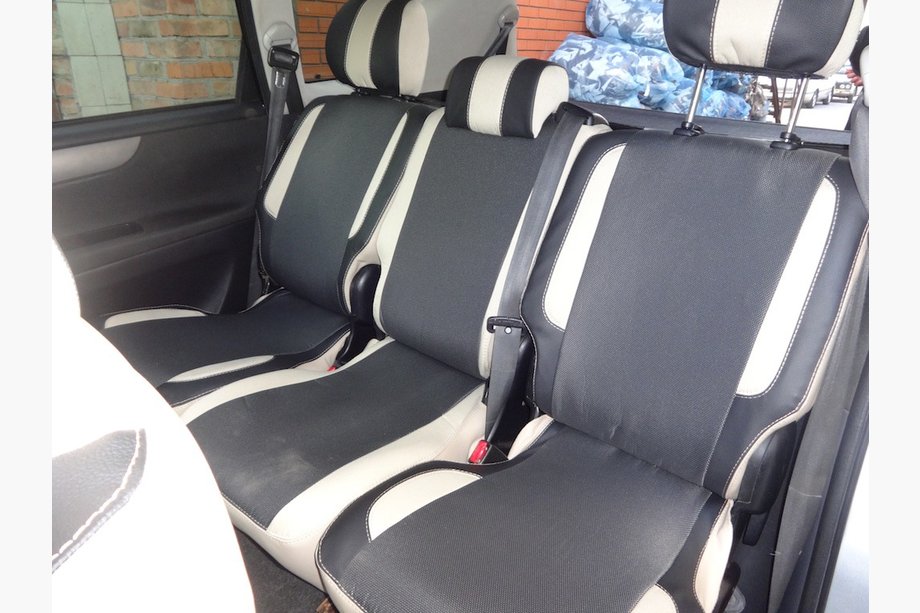 Toyota Avensis 2009-2018 Fundas de Asientos de Coche (Polipiel↗Tela, Premium) Image