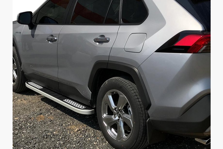 Toyota Rav 4 2019–2025 Estribos Laterales Tayga V2 (2 uds., Aluminio) Image