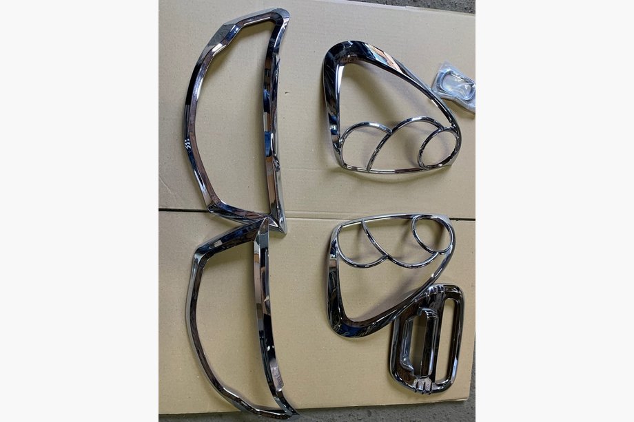 Mitsubishi L200 2006-2015 Oferta! Paquete de Cromo (Juego) Image
