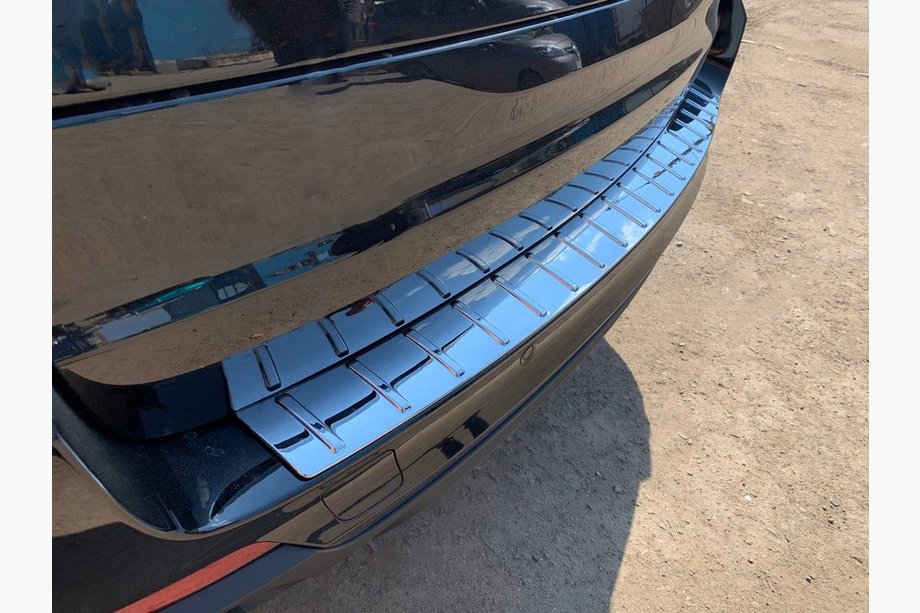 BMW X5 F15 2013-2018 Protector de Parachoques Trasero (OmsaLine) Image