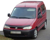 Peugeot Partner 1996-2008 Deflector de capó FLY (1996-2003) foto 1