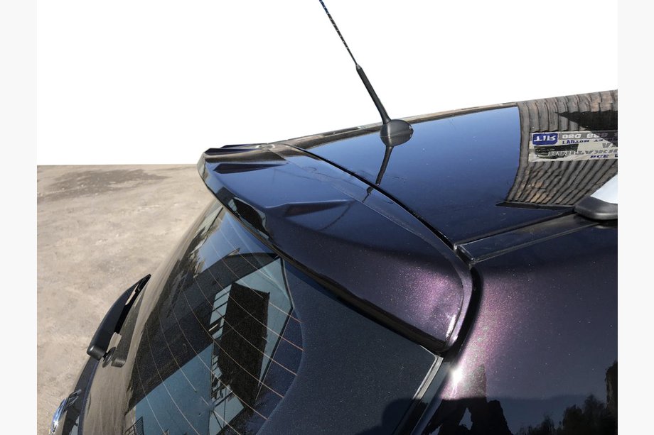 Nissan Qashqai 2010-2014 Alerón Tipo 1 (imprimado para pintar) Image