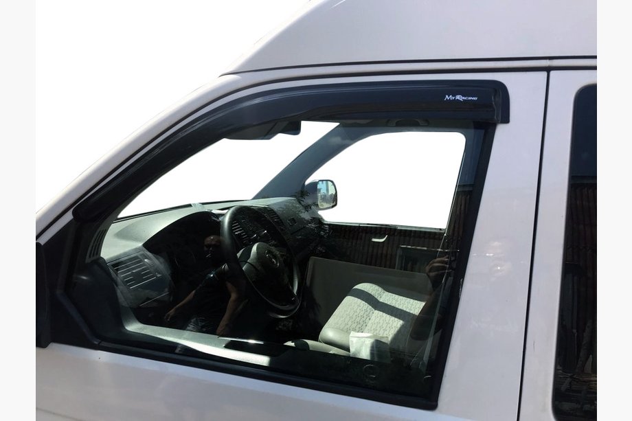 Volkswagen T5 Multivan 2003–2010 Deflectores de Ventana (2 uds, MyRacing) Image