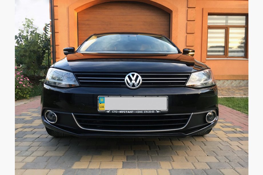 Volkswagen Jetta 2011-2018 Cubierta embellecedora para faros antiniebla (2 uds., acero inoxidable) Carmos - Acero Inoxidable Turco Image