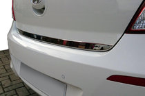 Hyundai I-20 2012-2014 Moldura maletero acero inoxidable foto 1