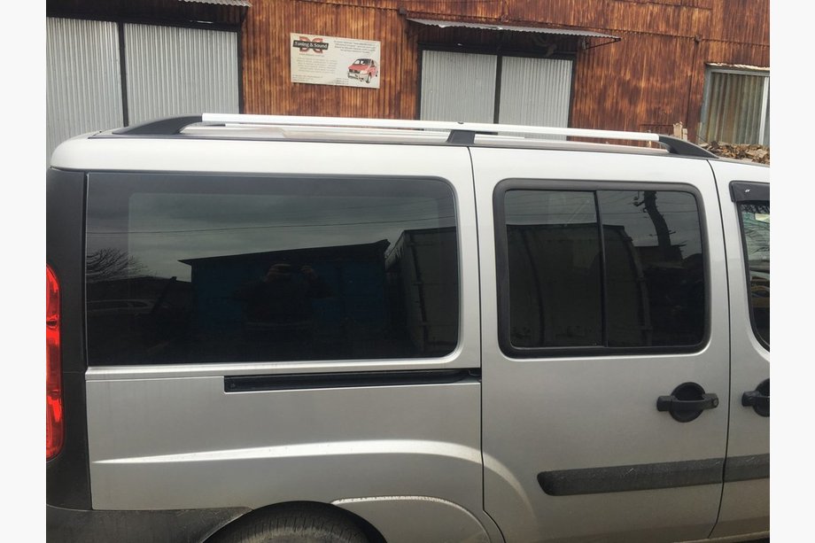Fiat Doblo I 2005-2010 Barras de Techo Cromadas Foto 7