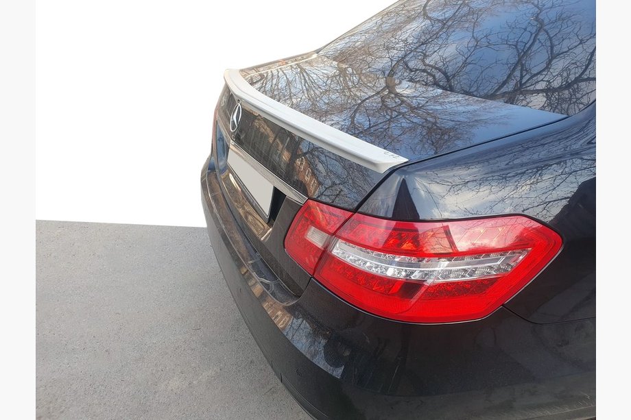 Mercedes E-class W212 2009-2016 Alerón (ABS, imprimado) Image